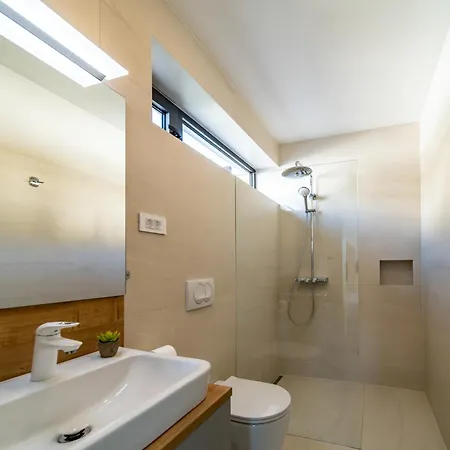 Apartment Veronica With Pool And Boat Mooring First Line At Sea Palit